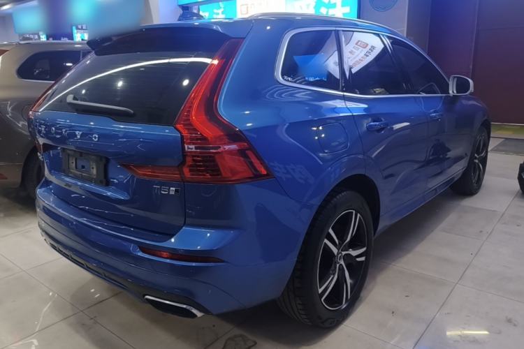 Used Volvo XC60 2018 T5 4x4 Zhiya Sport Edition Rear Right 45 Deg
