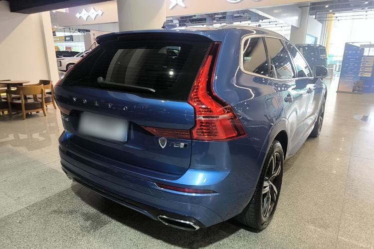 Used Volvo XC60 2018 T5 4x4 Zhiya Sport Edition Rear Right 45 Deg