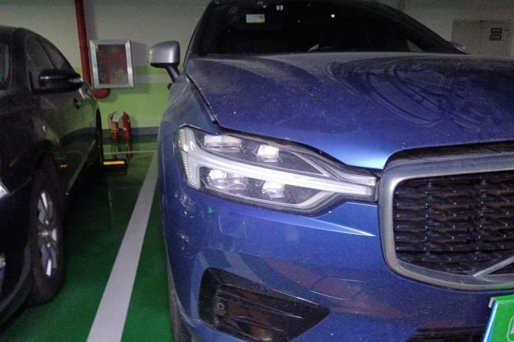 Used Volvo XC60 2018 T5 4x4 Zhiya Sport Edition Right Front Headlight