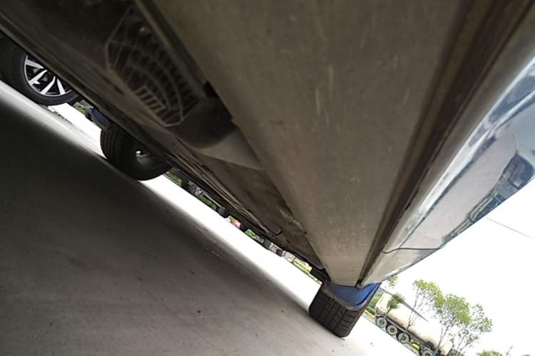 Used Volvo XC60 2018 T5 4x4 Zhiya Sport Edition Right Side Sill