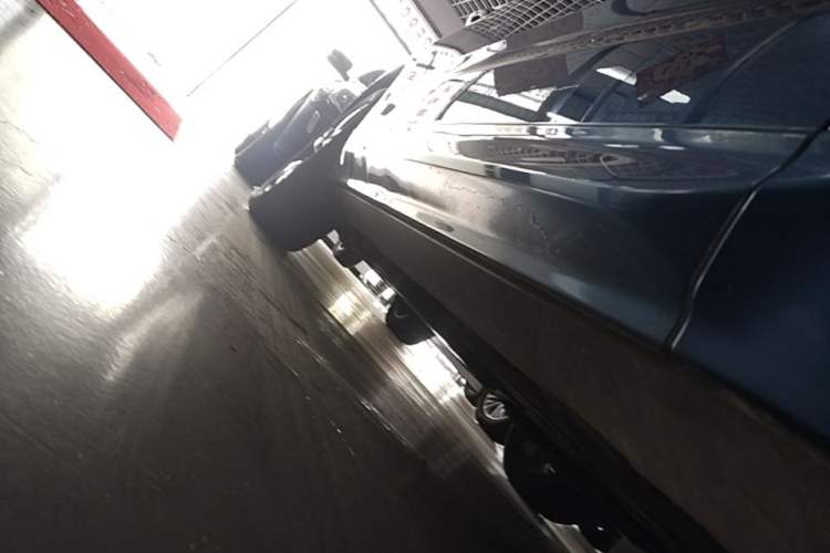 Used Volvo XC60 2018 T5 4x4 Zhiya Sport Edition Right Side Sill