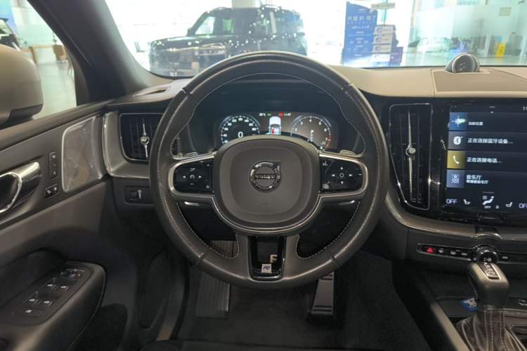 Used Volvo XC60 2018 T5 4x4 Zhiya Sport Edition Steering Wheel