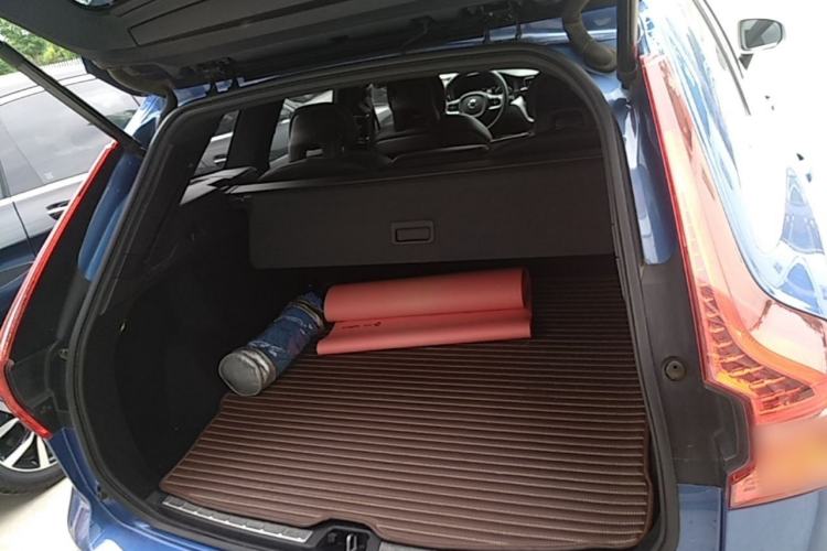 Used Volvo XC60 2018 T5 4x4 Zhiya Sport Edition Trunk