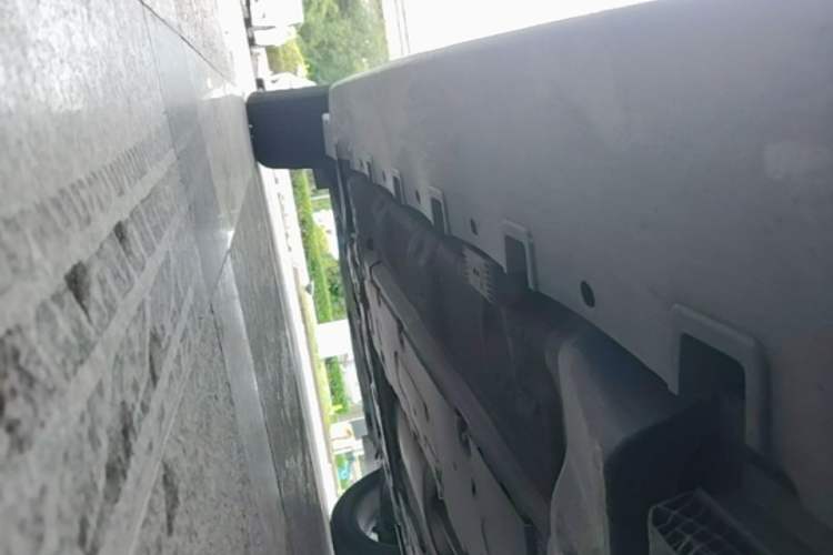 Used Volvo XC60 2018 T5 4x4 Smart Edition Chassis Rear Left