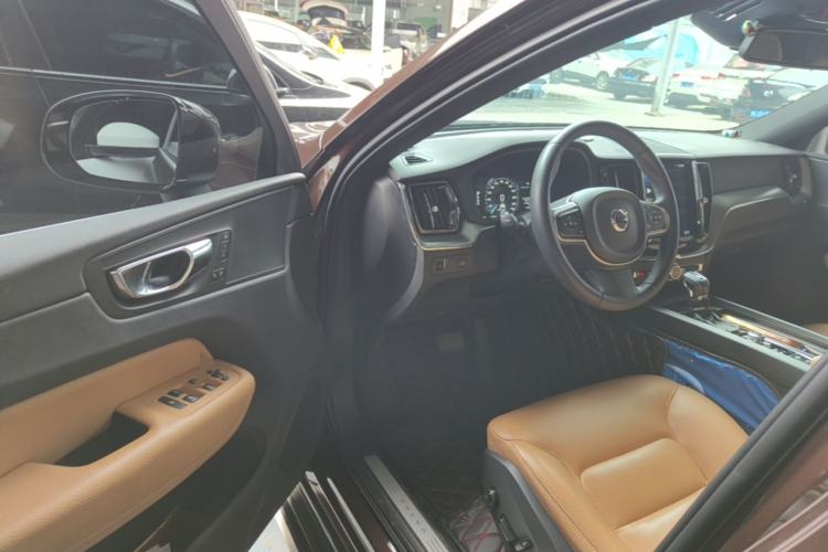 Used Volvo XC60 2018 T4 Zhiyi Edition Driver Seat