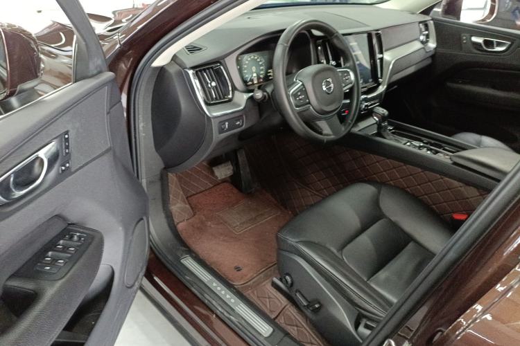 Used Volvo XC60 2018 T5 4x4 Zhiyi Edition Driver Seat