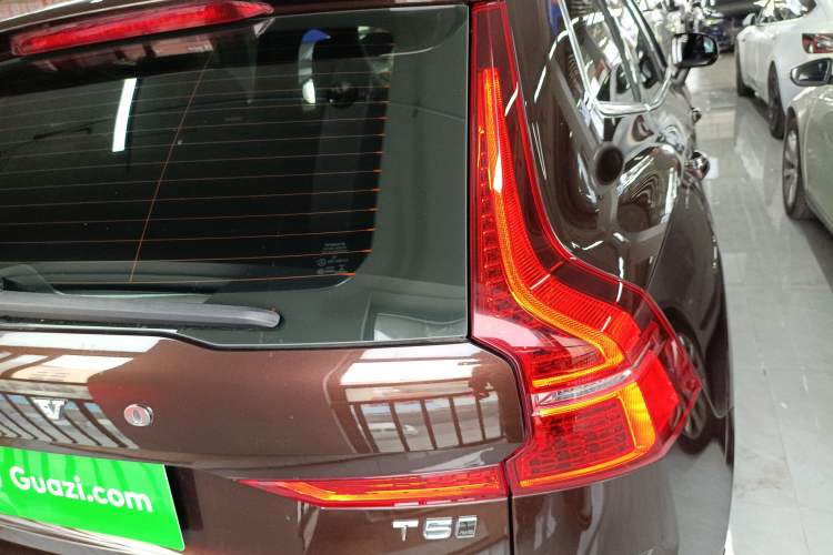 Used Volvo XC60 2018 T5 4x4 Zhiyi Edition Exterior 3