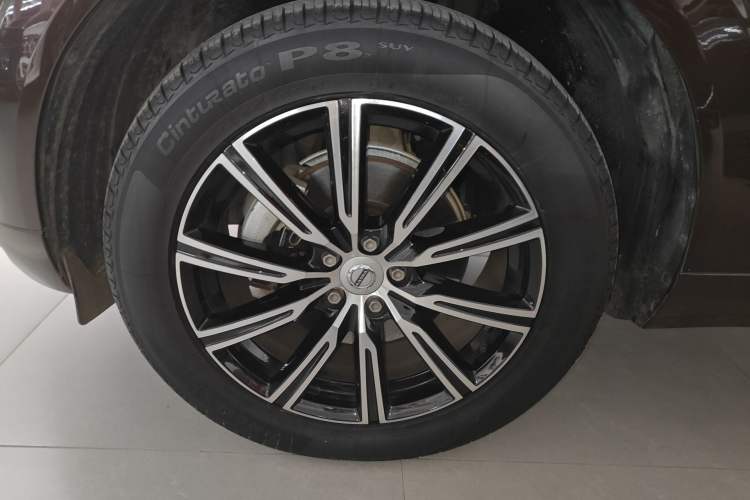 Used Volvo XC60 2018 T5 4x4 Zhiya Luxury Edition Exterior 4