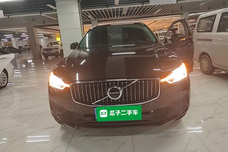 Used Volvo XC60 2018 T5 4x4 Smart Edition Front