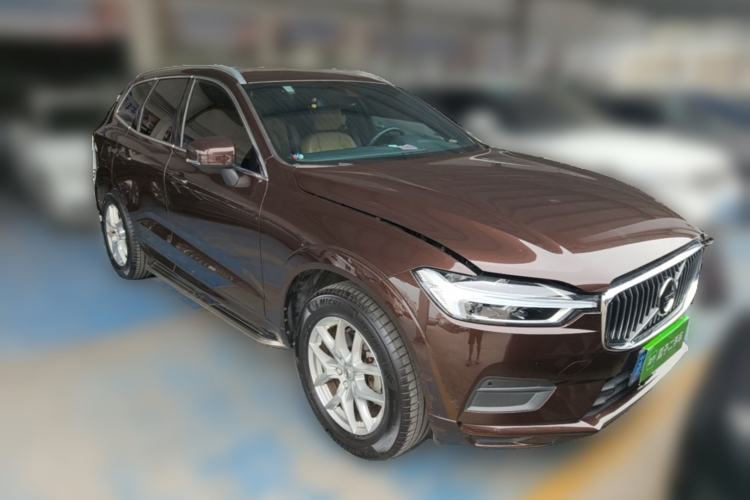 Used Volvo XC60 2018 T4 Zhiyi Edition Front Right 45 Deg