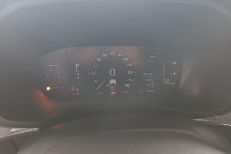 Used Volvo XC60 2018 T4 Zhiyi Edition Instrument Cluster