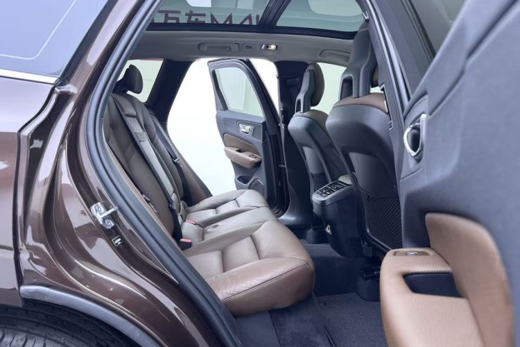 Used Volvo XC60 2018 T5 4x4 Zhiya Luxury Edition Interior 11