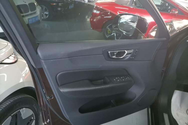 Used Volvo XC60 2018 T4 Zhiyi Edition Left Front Door Interior