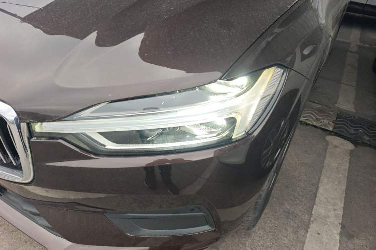 Used Volvo XC60 2018 T5 4x4 Zhiyi Edition Left Front Headlight