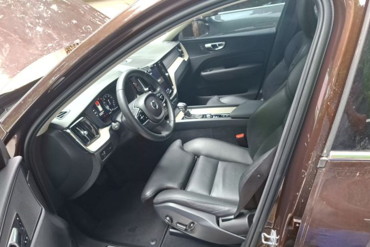 Used Volvo XC60 2018 T5 4x4 Zhiya Luxury Edition Left Front Seat