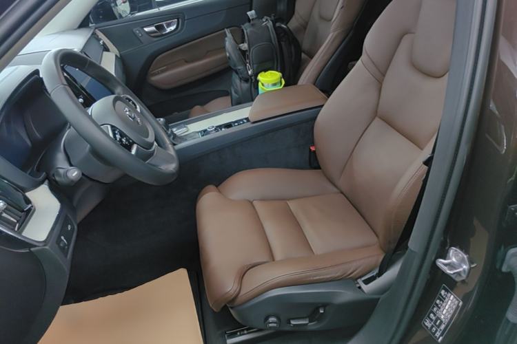 Used Volvo XC60 2018 T5 4x4 Zhiya Luxury Edition Left Front Seat