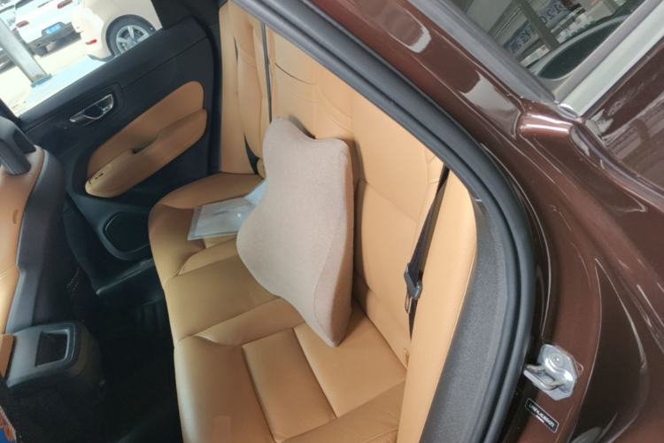 Used Volvo XC60 2018 T4 Zhiyi Edition Left Rear Seat