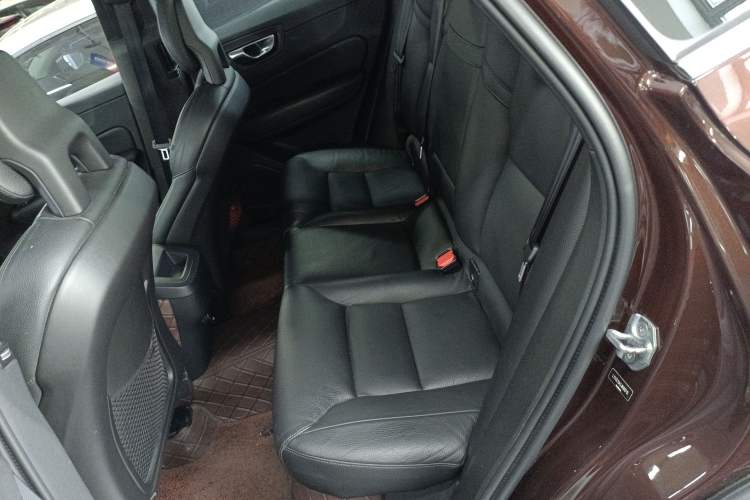 Used Volvo XC60 2018 T5 4x4 Zhiyi Edition Left Rear Seat