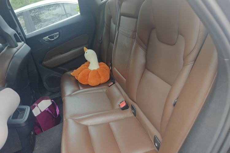 Used Volvo XC60 2018 T5 4x4 Zhiyi Edition Left Rear Seat