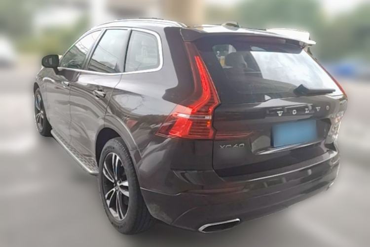 Used Volvo XC60 2018 T5 4x4 Smart Edition Rear Left 45 Deg
