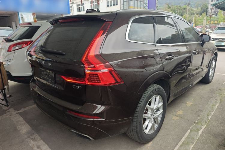 Used Volvo XC60 2018 T5 4x4 Zhiyi Edition Rear Right 45 Deg