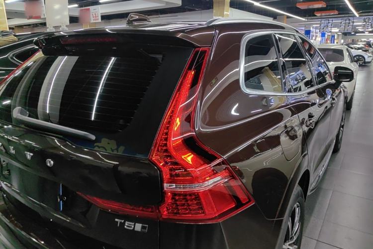 Used Volvo XC60 2018 T5 4x4 Zhiya Luxury Edition Right Rear Taillight