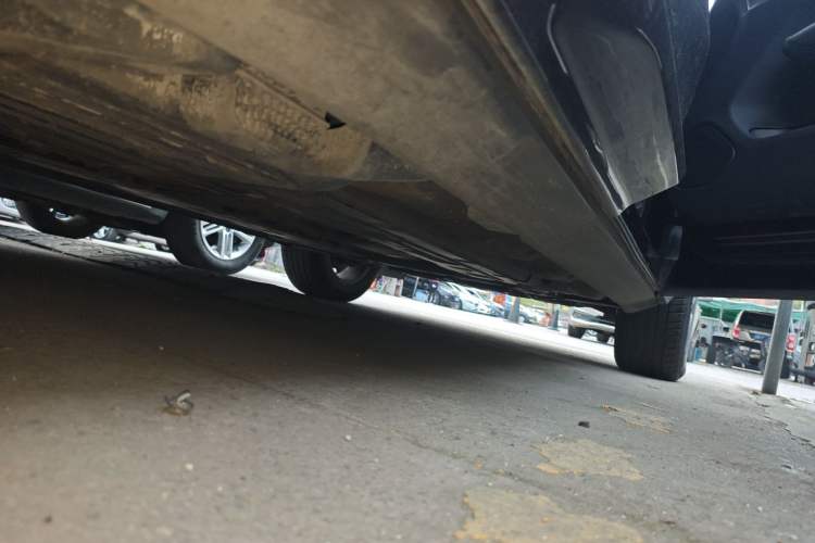 Used Volvo XC60 2018 T5 4x4 Zhiyi Edition Right Side Sill