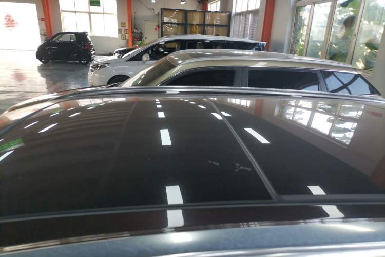Used Volvo XC60 2018 T4 Zhiyi Edition Roof