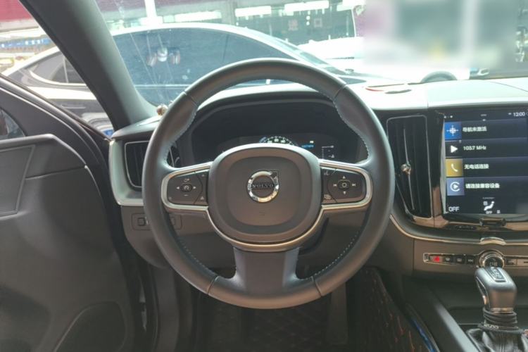 Used Volvo XC60 2018 T4 Zhiyi Edition Steering Wheel