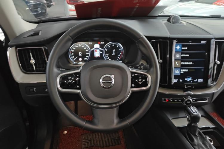 Used Volvo XC60 2018 T5 4x4 Zhiya Luxury Edition Steering Wheel