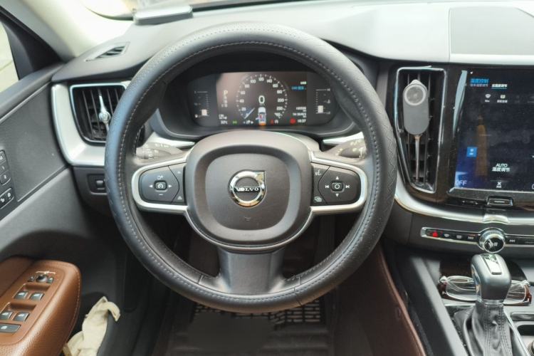 Used Volvo XC60 2018 T5 4x4 Zhiyi Edition Steering Wheel