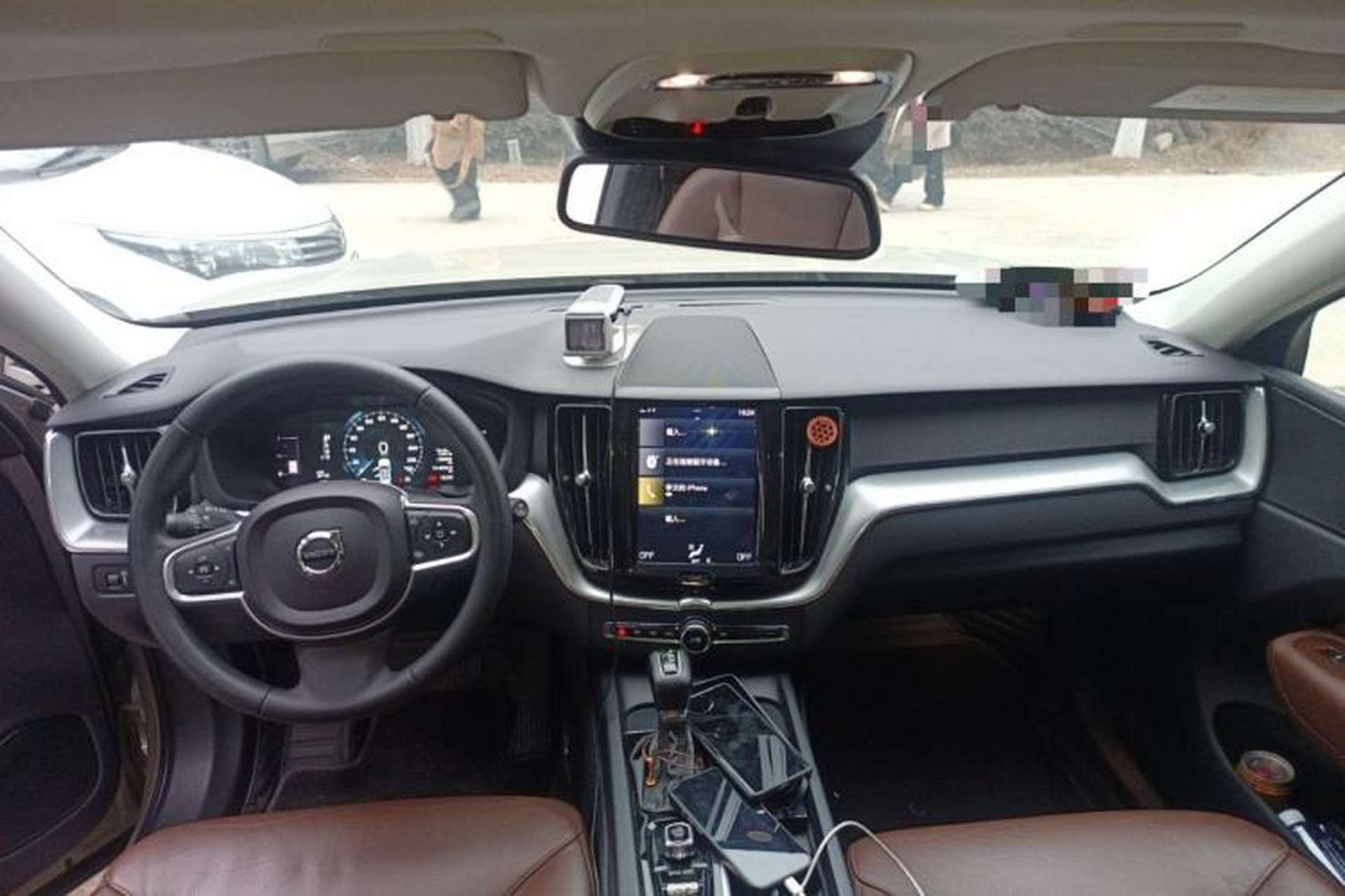 Used Volvo XC60 2018 T5 4x4 Zhiyi Edition Center Console