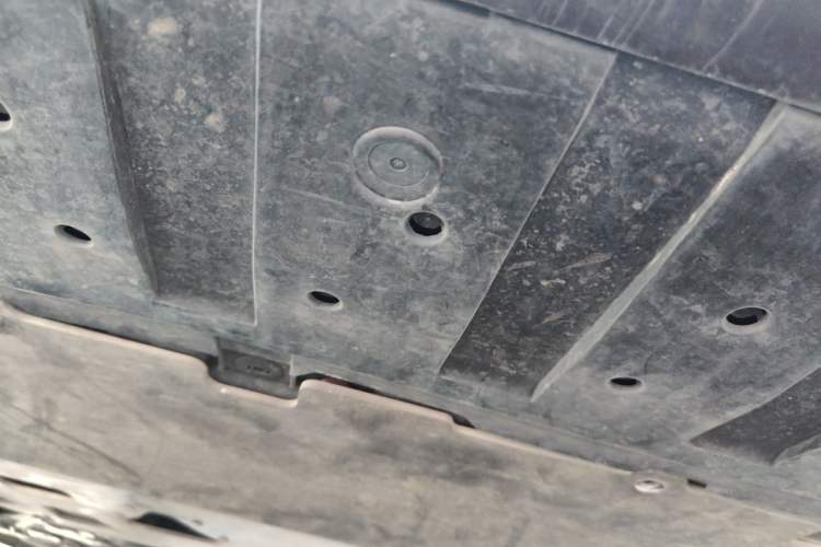 Used Volvo XC60 2018 T5 4x4 Zhiyi Edition Chassis Front