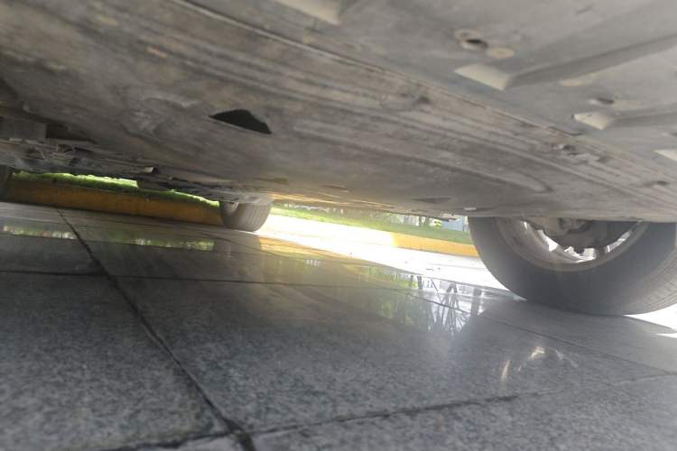Used Volvo XC60 2018 T5 4x4 Zhiyi Edition Chassis Front