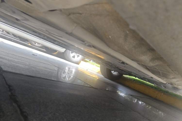 Used Volvo XC60 2018 T5 4x4 Zhiyi Edition Chassis Front Left