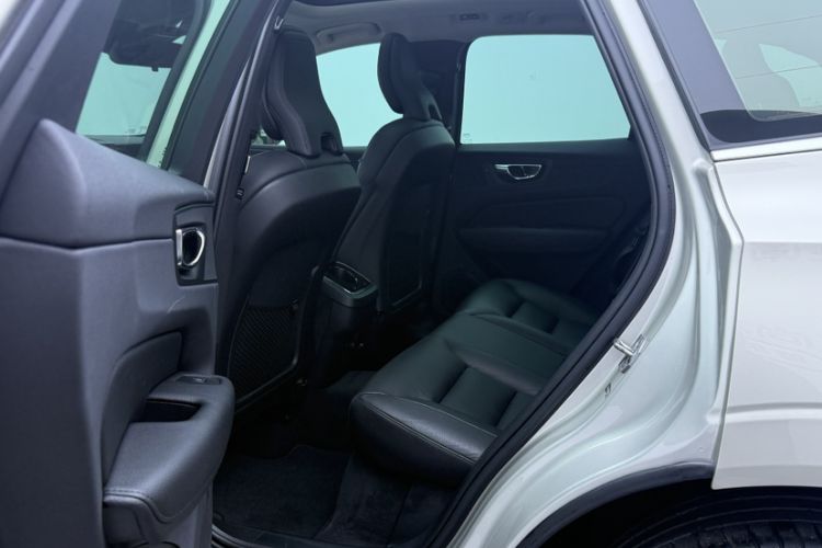 Used Volvo XC60 2018 T5 4x4 Zhiyi Edition Interior 12