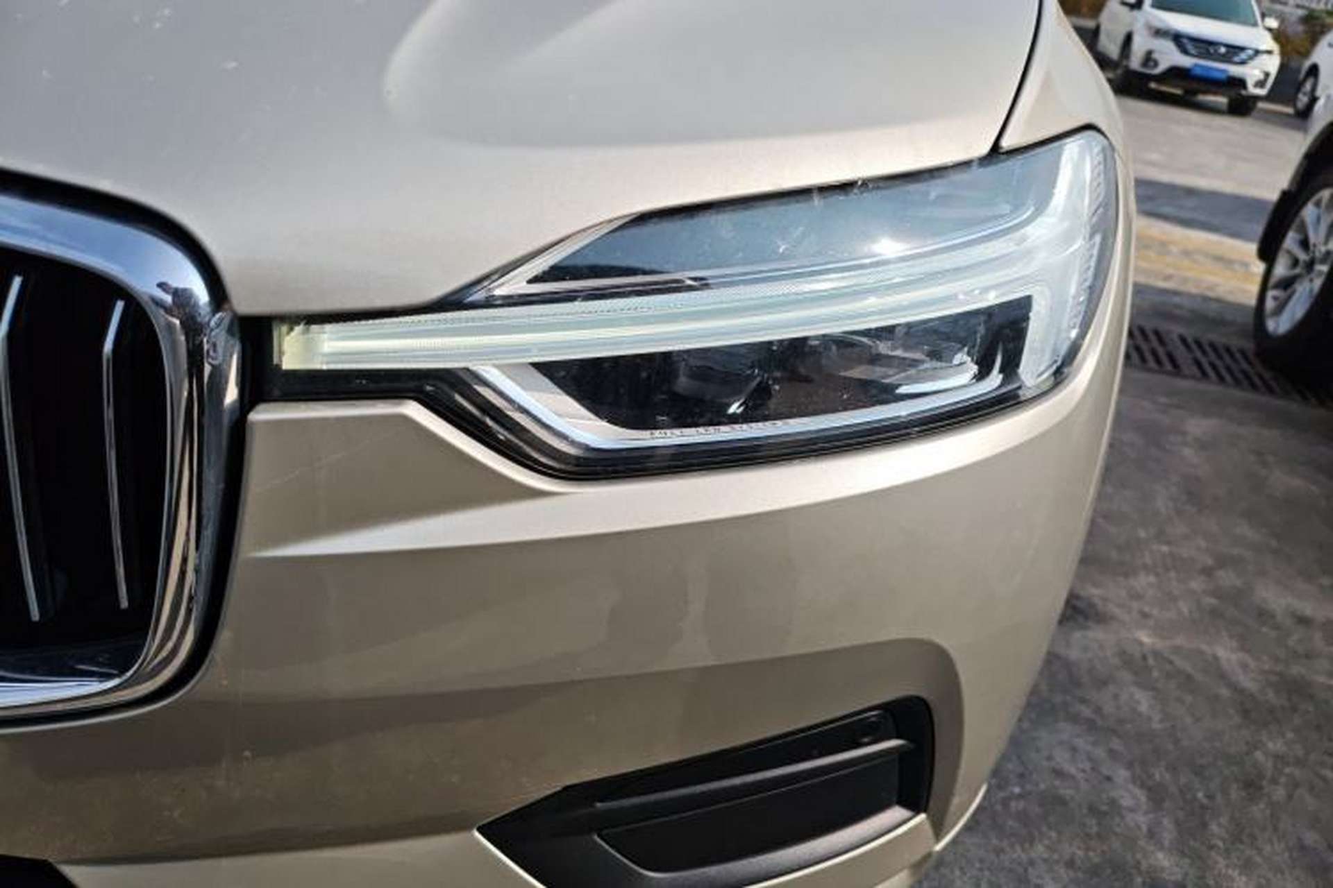 Used Volvo XC60 2018 T5 4x4 Smart Edition Left Front Headlight