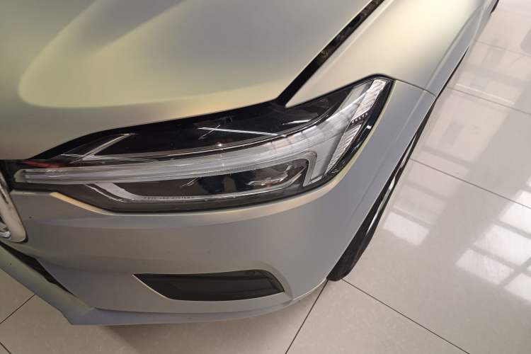 Used Volvo XC60 2018 T5 4x4 Zhiyi Edition Left Front Headlight