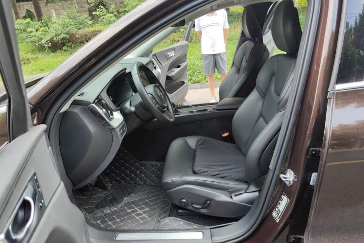 Used Volvo XC60 2018 T5 4x4 Zhiyi Edition Left Front Seat