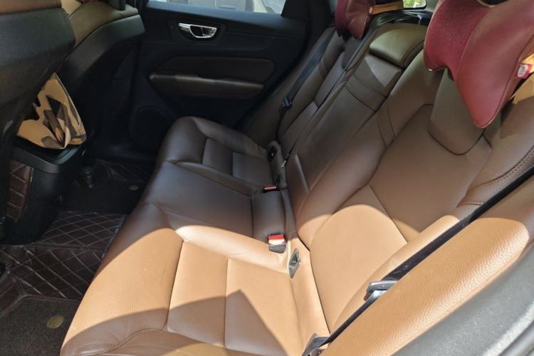 Used Volvo XC60 2018 T5 4x4 Zhiyi Edition Left Rear Seat