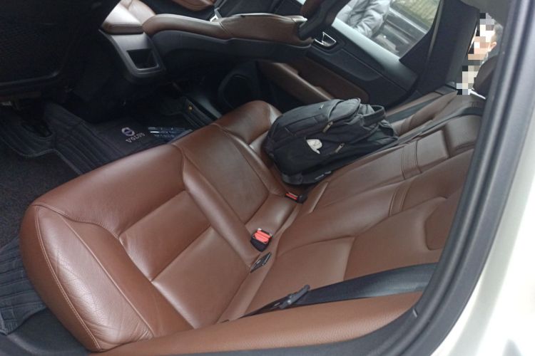 Used Volvo XC60 2018 T5 4x4 Zhiyi Edition Left Rear Seat