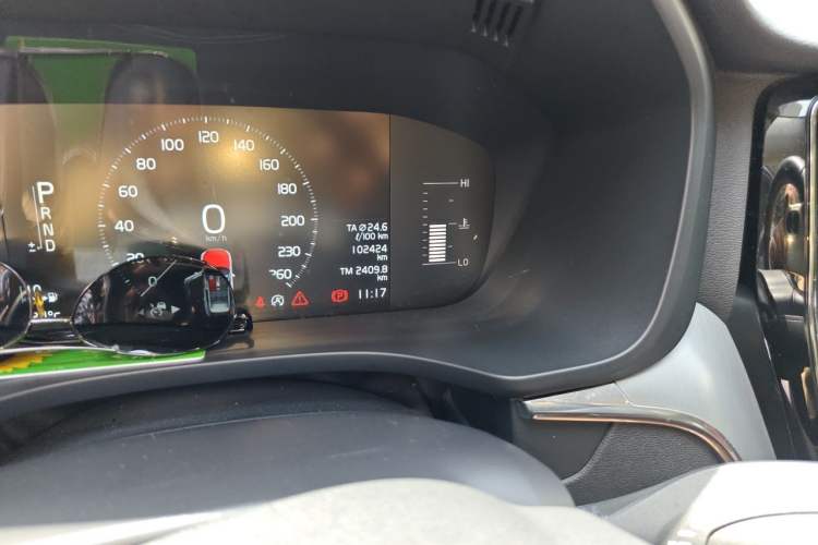 Used Volvo XC60 2018 T5 4x4 Zhiyi Edition Odometer Close Up