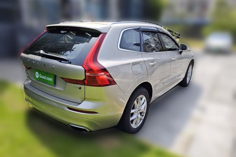 Used Volvo XC60 2018 T5 4x4 Zhiyi Edition Rear Right 45 Deg