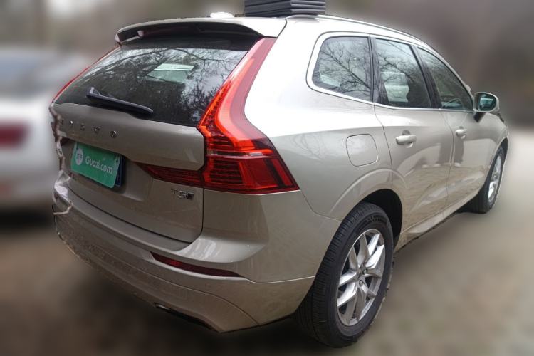 Used Volvo XC60 2018 T5 4x4 Zhiyi Edition Rear Right 45 Deg