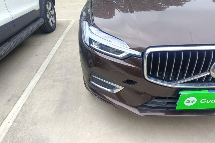 Used Volvo XC60 2018 T5 4x4 Zhiya Luxury Edition Right Front Headlight