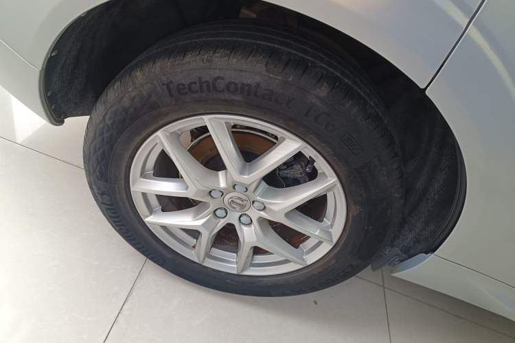 Used Volvo XC60 2018 T5 4x4 Zhiyi Edition Right Rear Wheel Hub