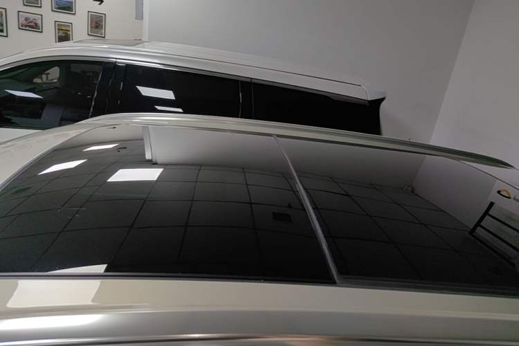 Used Volvo XC60 2018 T5 4x4 Zhiyi Edition Roof