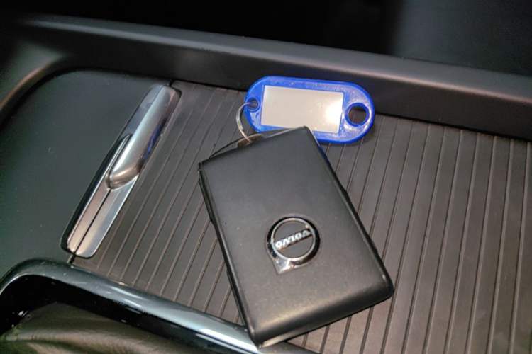 Used Volvo XC60 2018 T5 4x4 Zhiyi Edition Vehicle Key
