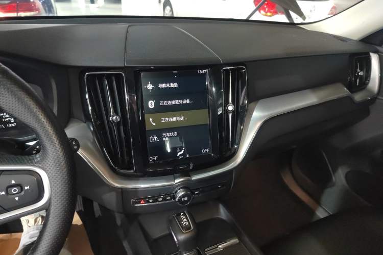 Used Volvo XC60 2018 T4 Zhiyi Edition Audio And AC Panel