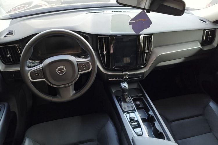Used Volvo XC60 2018 T4 Zhiyi Edition Center Console